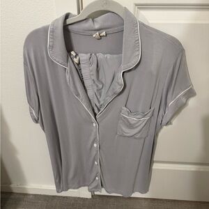 Kyte Women’s pajamas set size XL